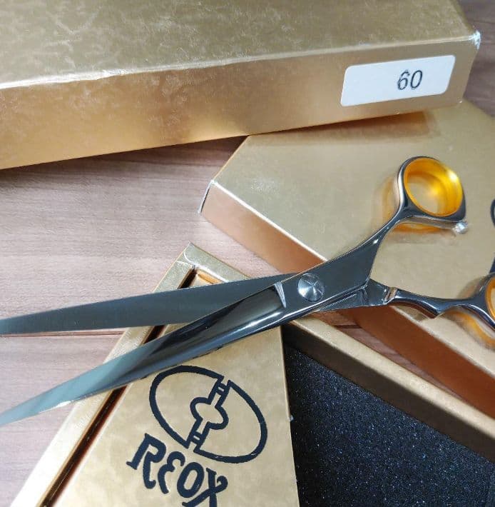 極美品&2本セット販売【柳生 REOX シザー 美容師 ハサミ 美容室】