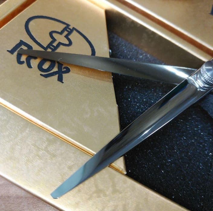 極美品&2本セット販売【柳生 REOX シザー 美容師 ハサミ 美容室】