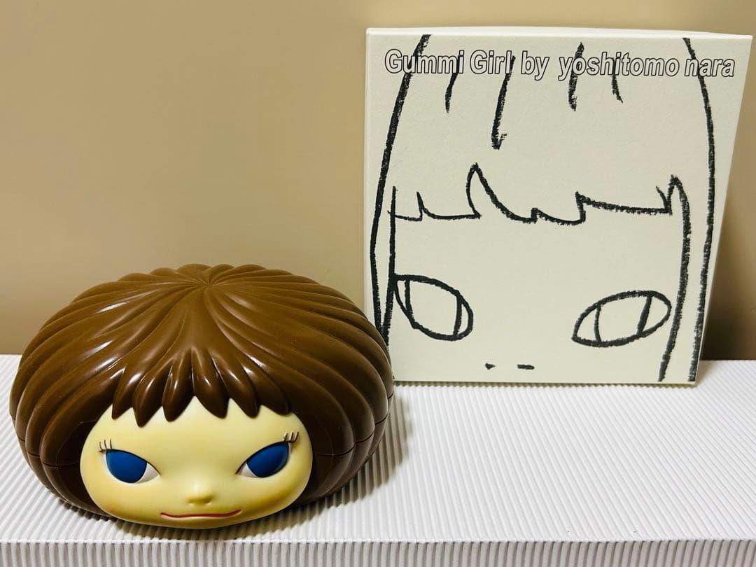 Yoshitomo Nara Gummi Girl マローネ