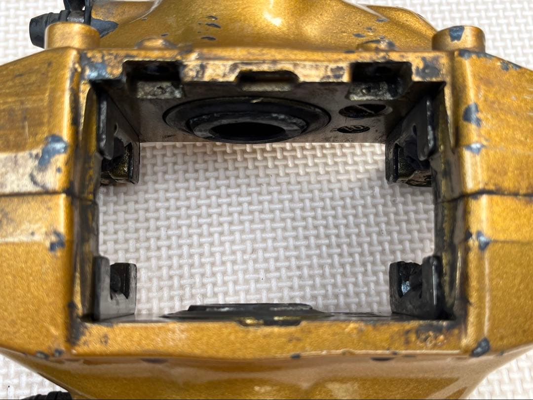 ブレンボ ゴールドキャリバー 2POT