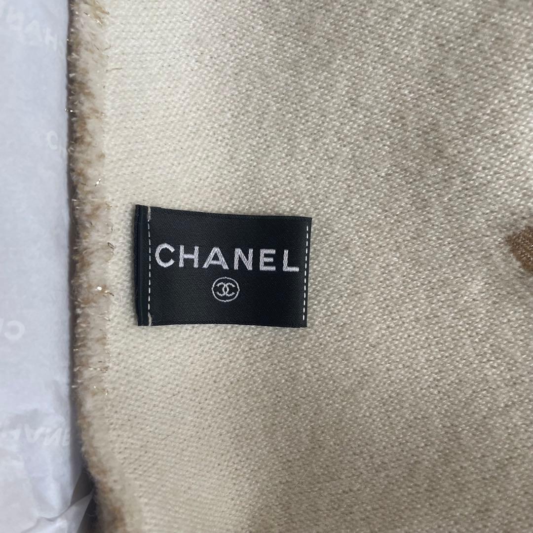 CHANEL ベージュ ロゴマフラー【最終値下げ】