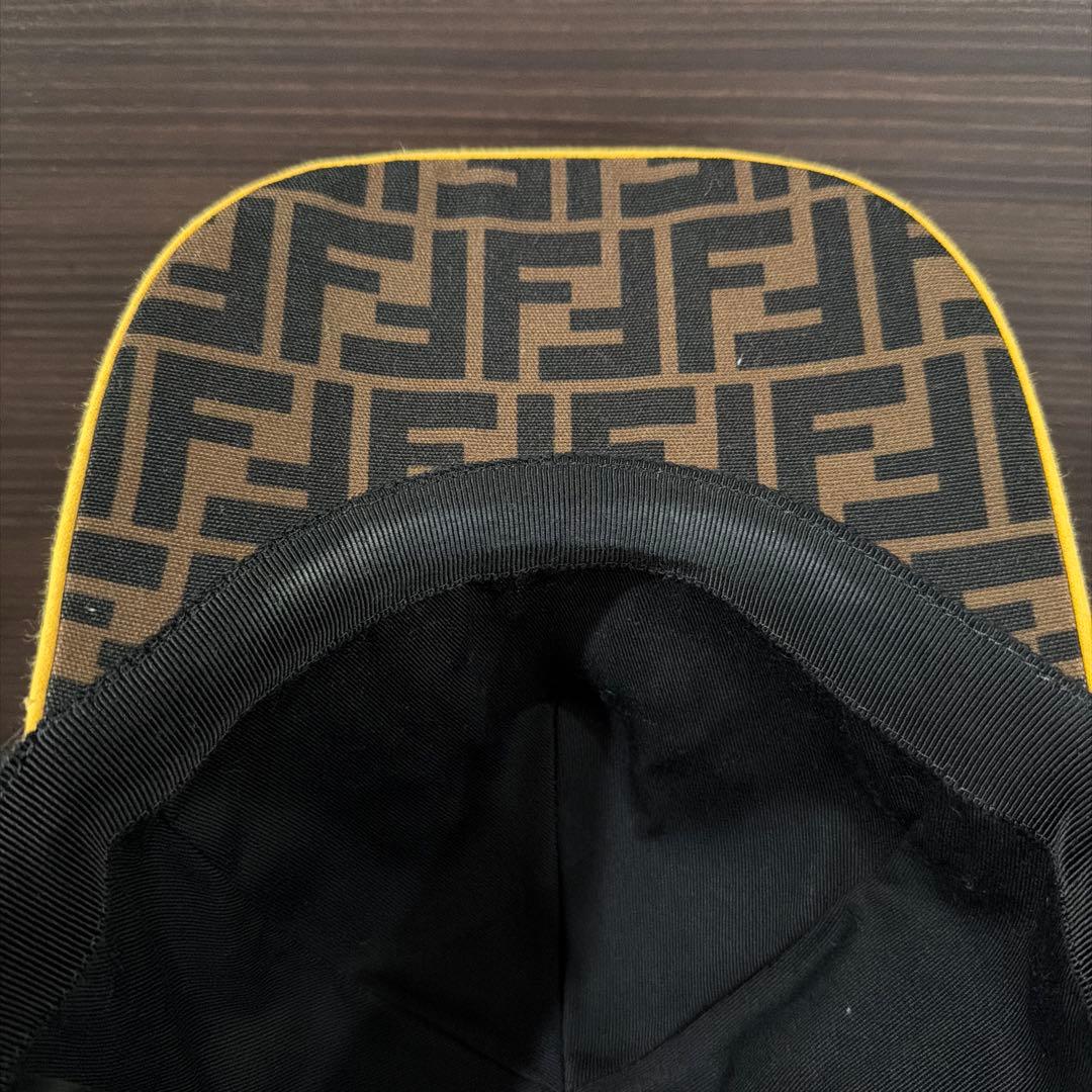 Fendi FFロゴ ベースボールキャップ