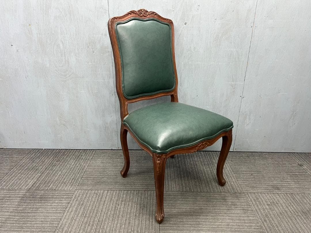 1057◆格安配送地域あり◆ イーセンアーレン ◆ダイニングチェアー◆ロビー