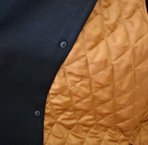 パシオーネ　ブラック　サイズ38　WARM素材 トレンチコート