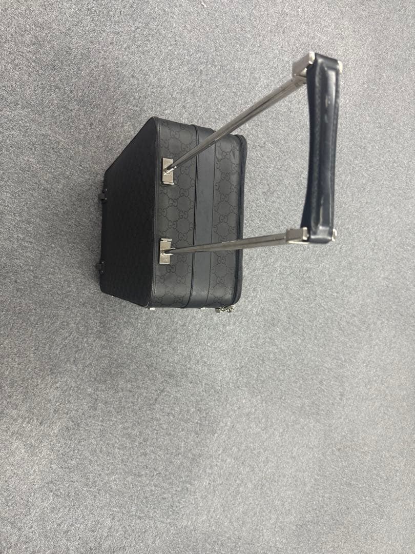 ミ*イ様 グッチ GUCCI 旅行用 キャリーバッグ