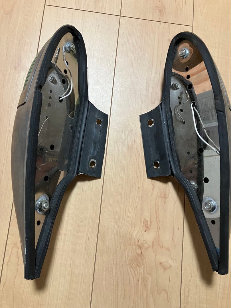 ナマズランプ　ステー付き