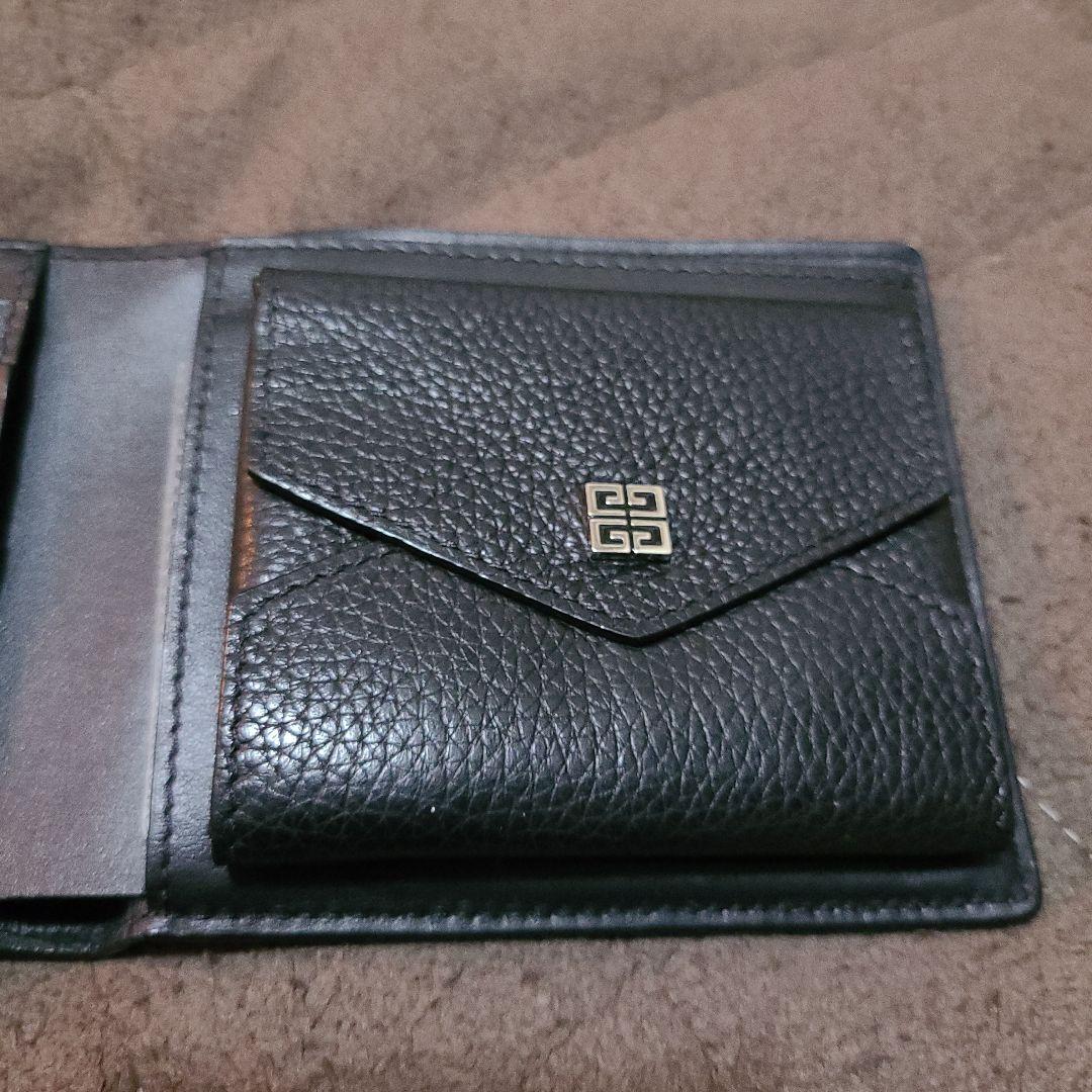GIVENCHY 二つ折り財布 黒