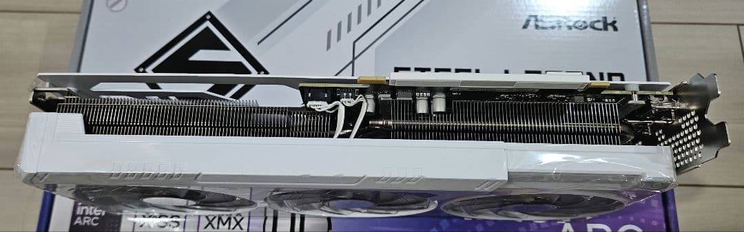 グラフィックボード・グラボ・ビデオカード Intel Arc B580 Steel Legend 12GB OC