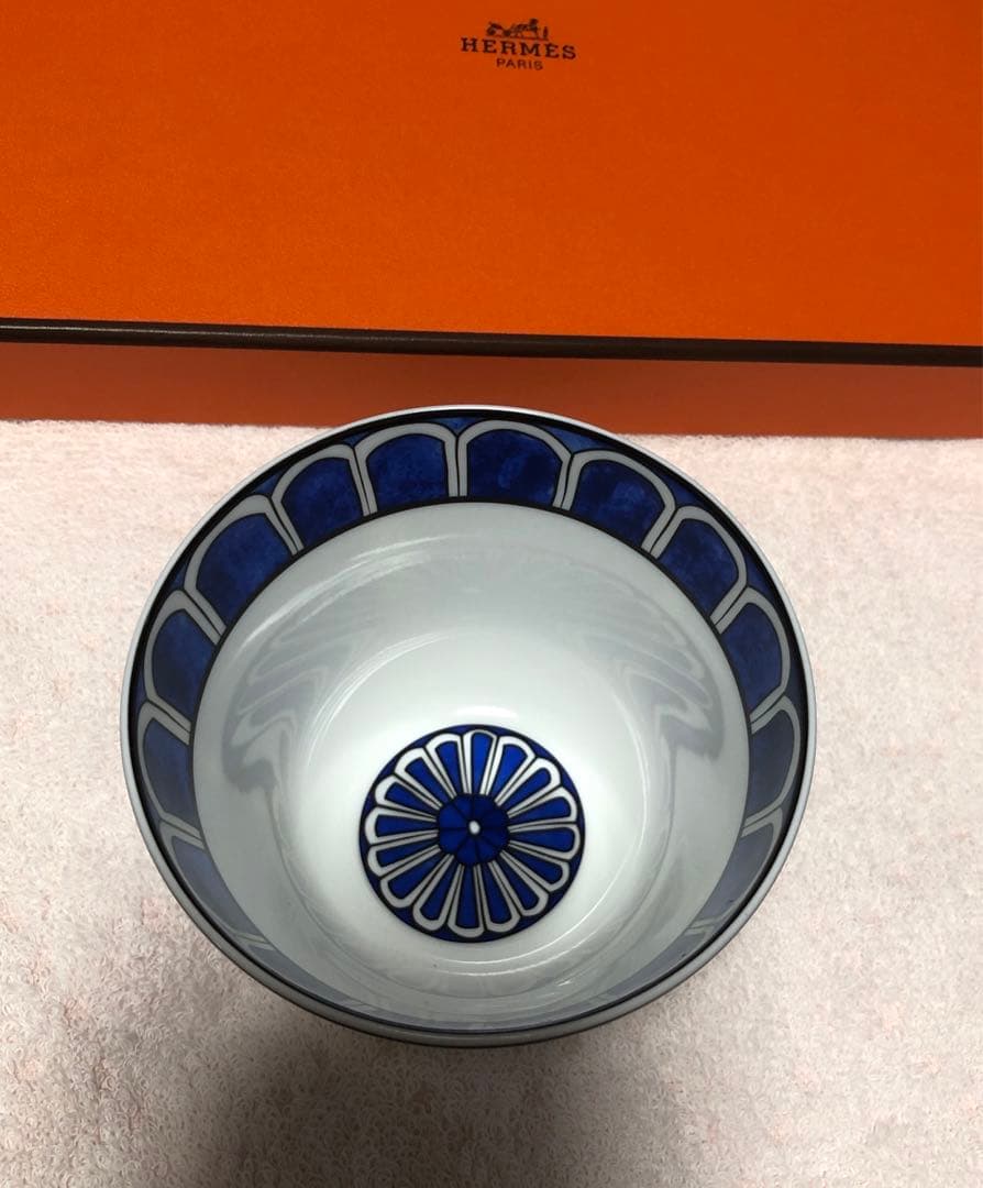 【新品未使用】HERMES ブルーダイユール ラージボール エルメス食器