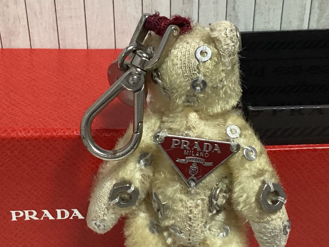 箱付きプラダPRADA テディベアキーホルダー 本物