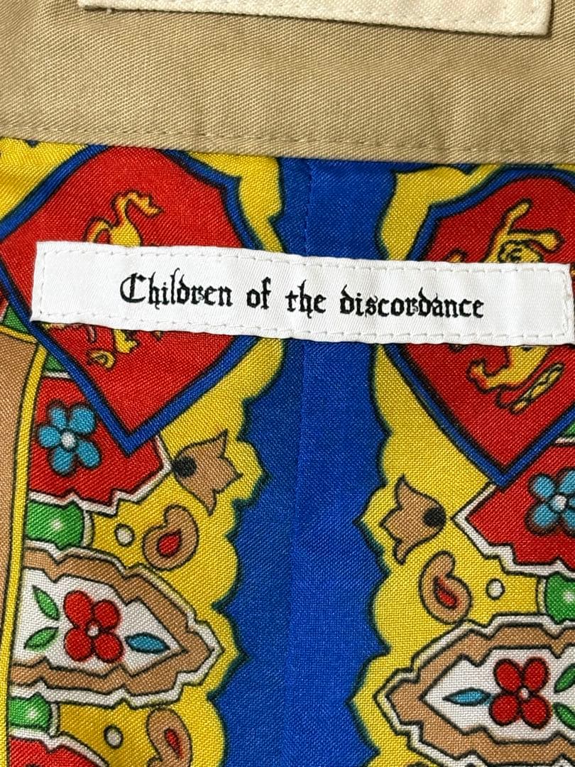 Children of the Discordance トレンチコート
