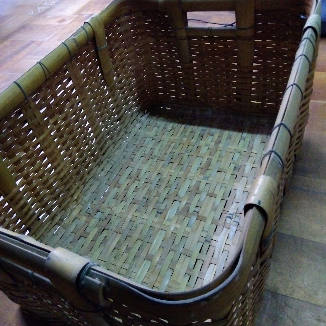昭和レトロ 竹（外皮使用）編み籠