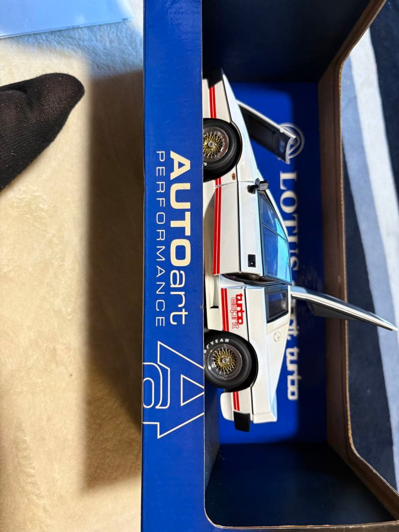 に*ー様 AUTOart Lotus Esprit Turbo ホワイト