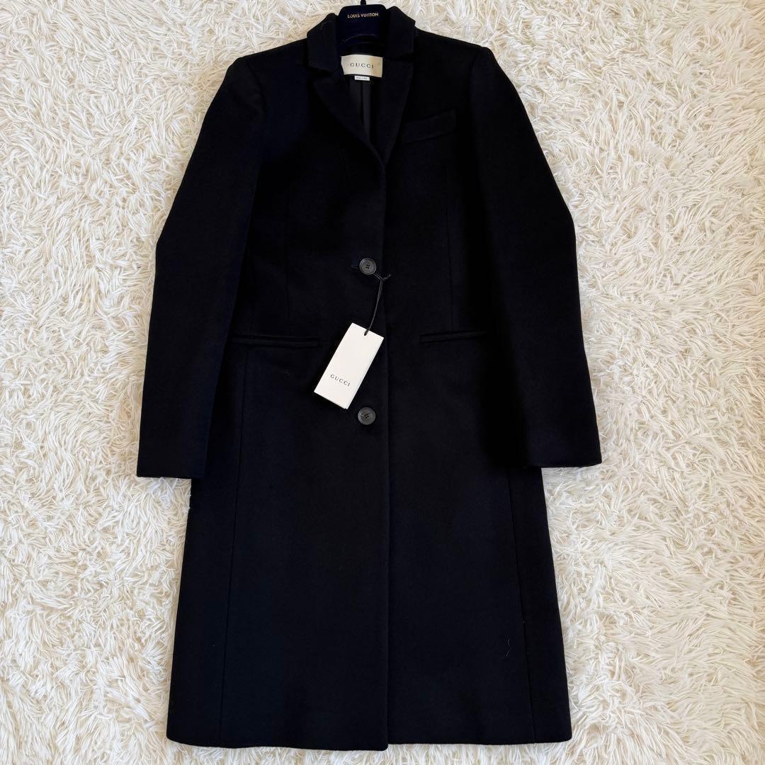 新品タグ付　グッチ　チェスターコート　ブラック　Lサイズ　ロゴボタン