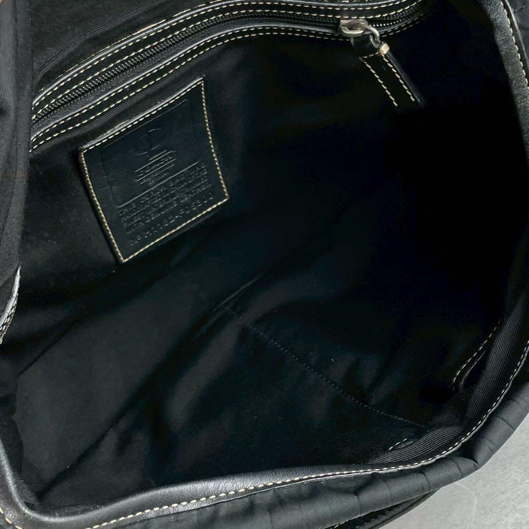 美品 コーチ クロスボディ メッセンジャーバッグ ショルダーバッグ A4 PC