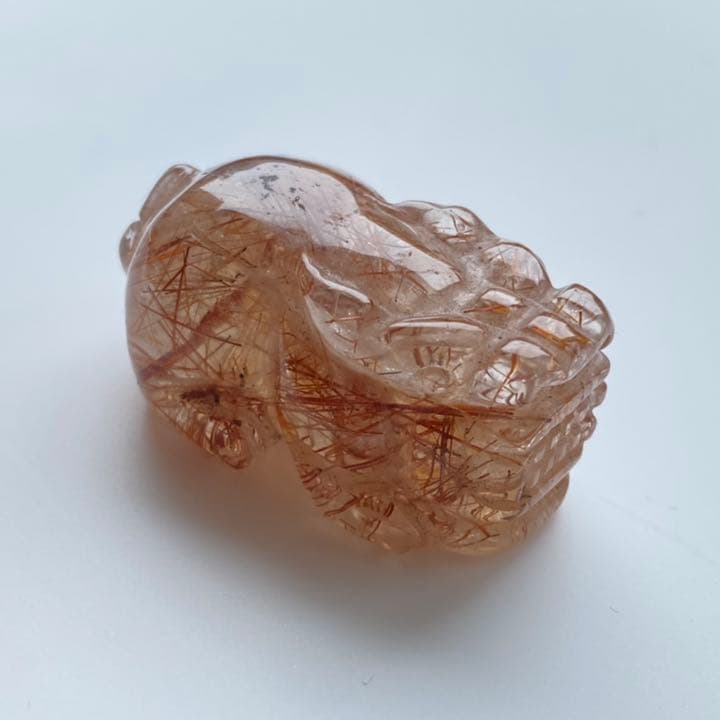 高品質 高透明度 ブラウンルチルクォーツ 貔貅（ひきゅう）天然石 置物