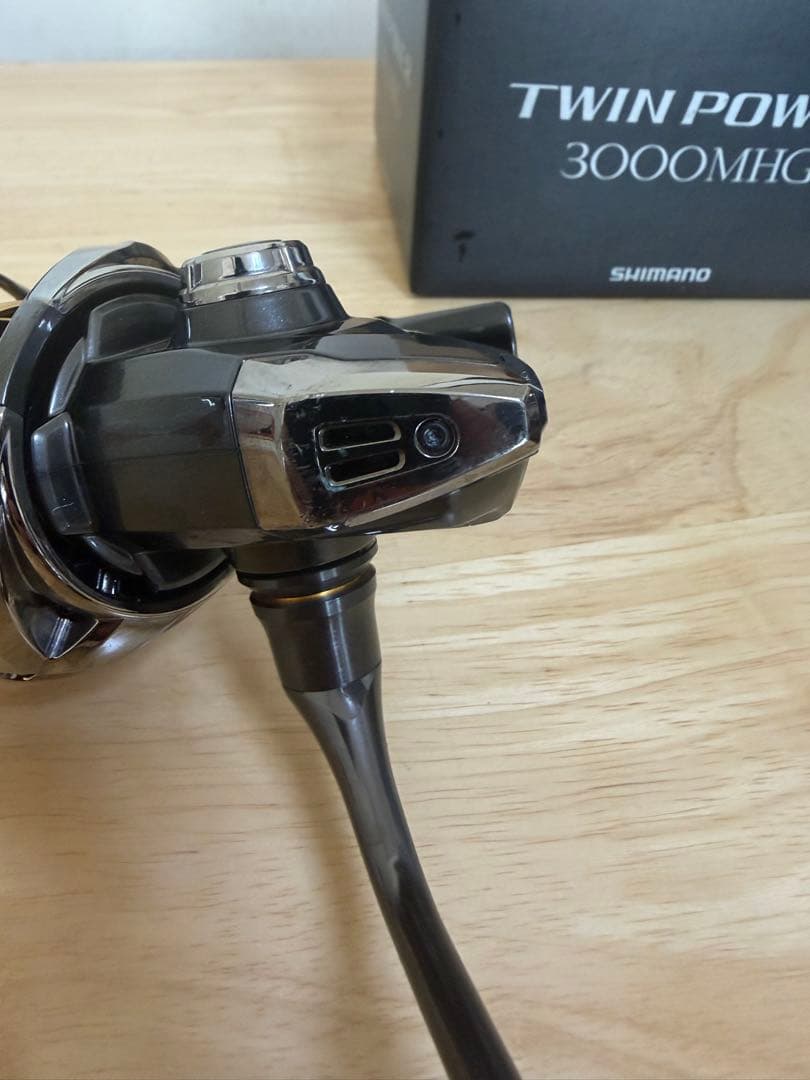 SHIMANO TWIN POWER 3000MHG スピニングリール