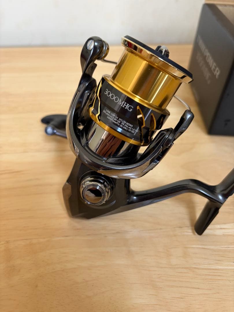 SHIMANO TWIN POWER 3000MHG スピニングリール