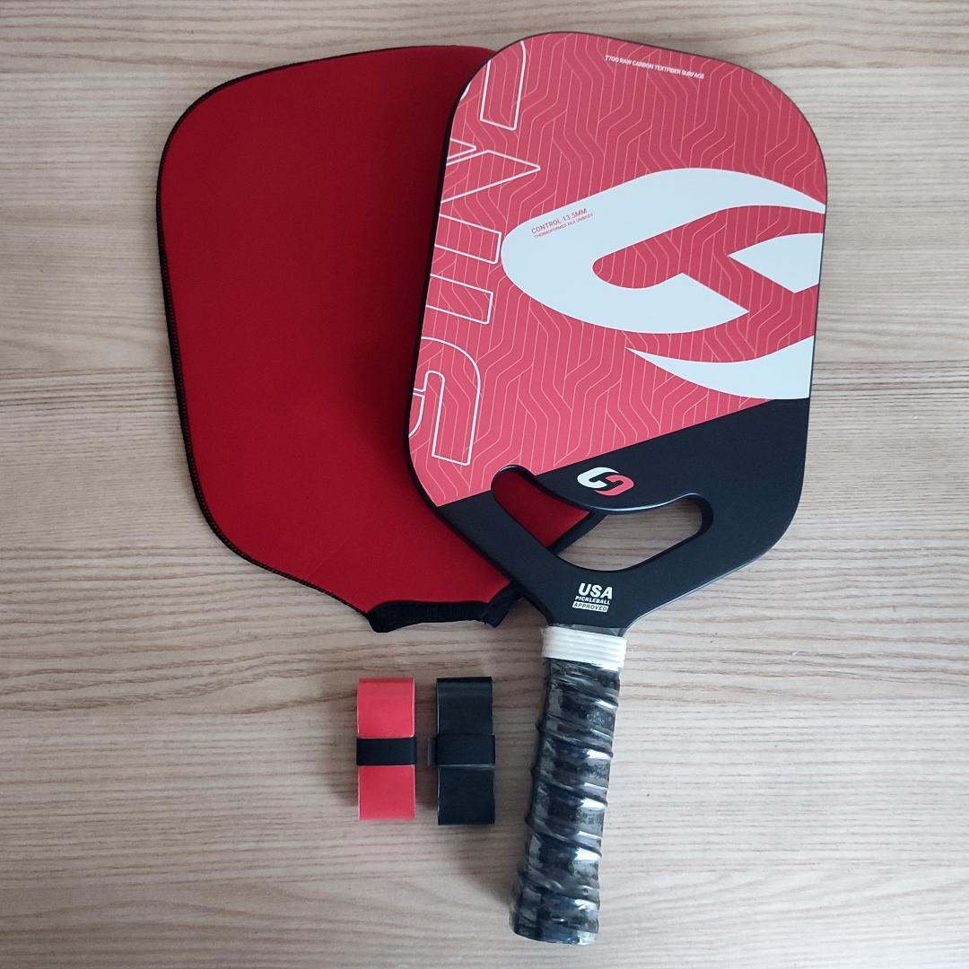 ピックルボール パドル SINSHAM カーボンファイバー エッジレス 赤い