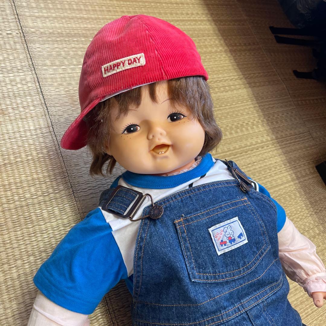 ドナルドダックの服 ブランド品着用 男人形