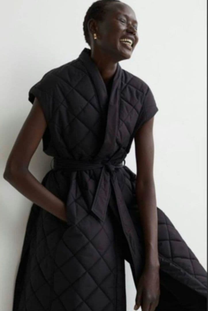 Ｈ＆Ｍ　即完売のキルティングロングベスト