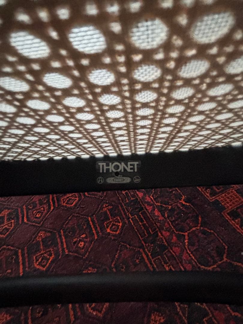 Thonet トーネット214 ヤマギワ購入