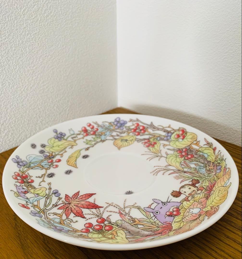 ノリタケ食器　トトロ デザイン 食器セット 紅茶　2セット