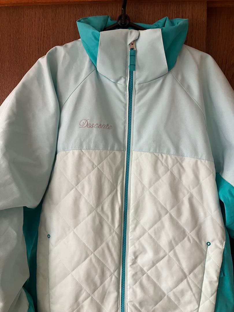 DESCENTE スキーウェア 160センチ　美品です。