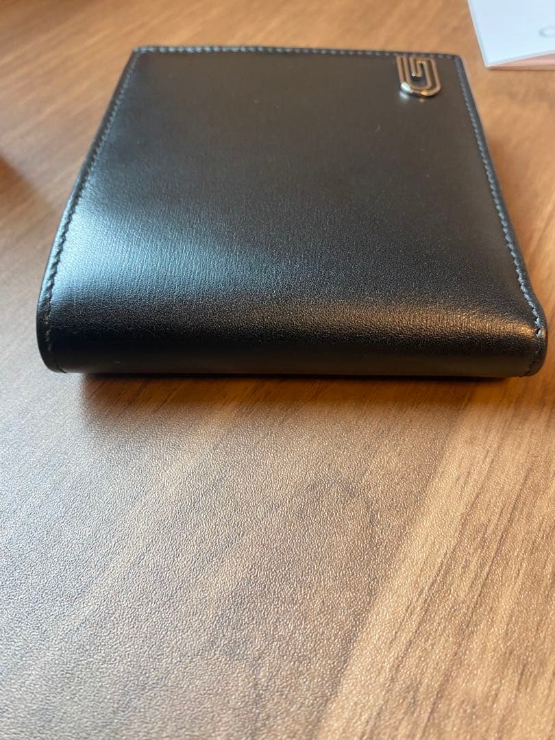 GUCCI グッチ 二つ折り財布 138063 2888 ブラック