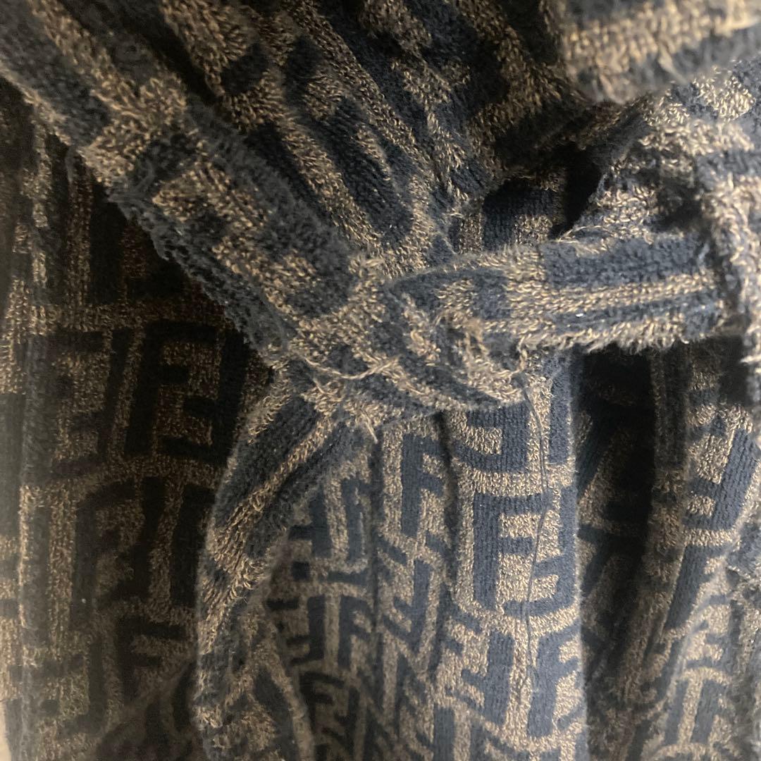 FENDI ガウン　ズッカ柄　ロゴ入りローブ