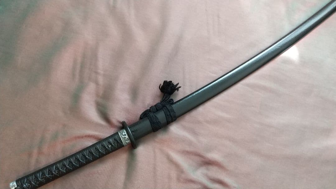 【二尺四寸一分】レザー風柄 居合刀 海鼠透かし鍔 模造刀 武具 拵え 日本刀
