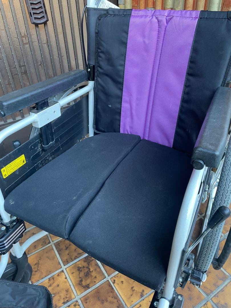 MiKi 自動ブレーキ付車椅子 とまっティ MBY-41BSW（自走・介助兼用）