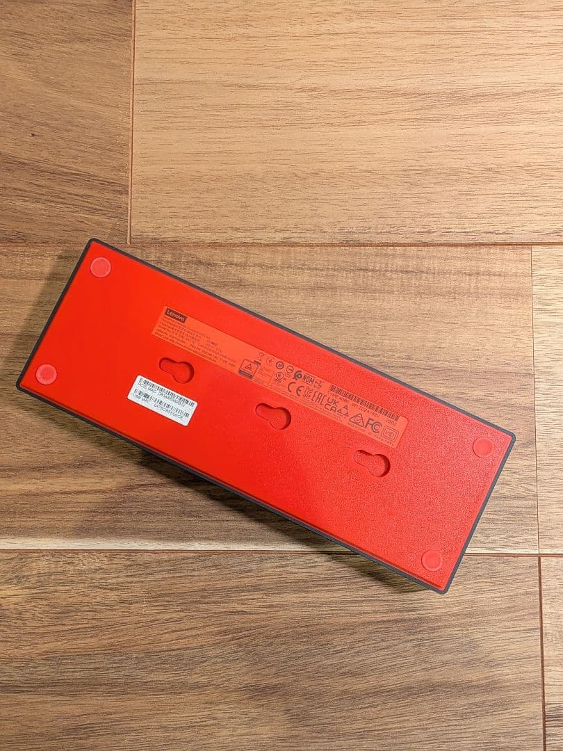美品　ThinkPad Universal Thunderbolt 4 Dock