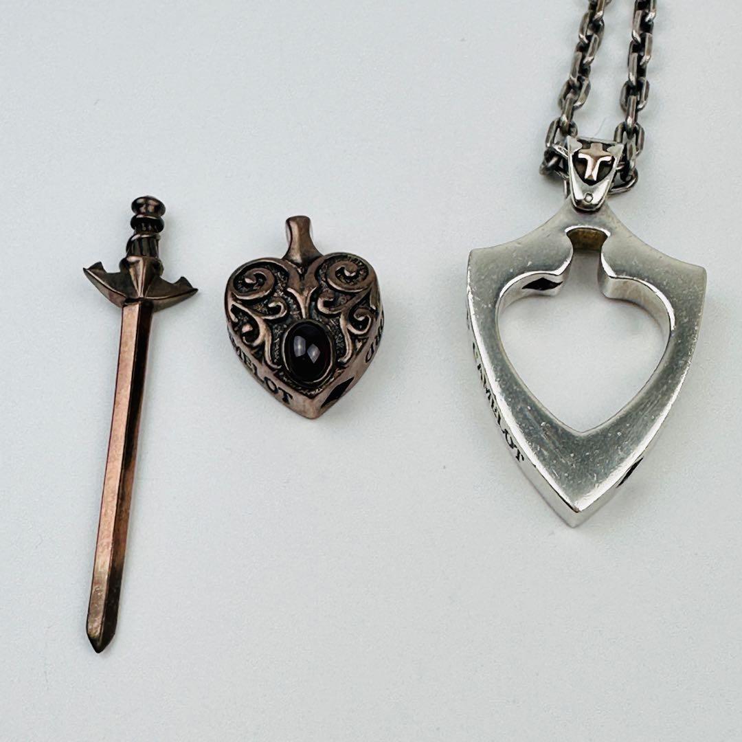 美品　希少　ロードキャメロット　盾と剣のネックレス　アクセサリー　シルバー925