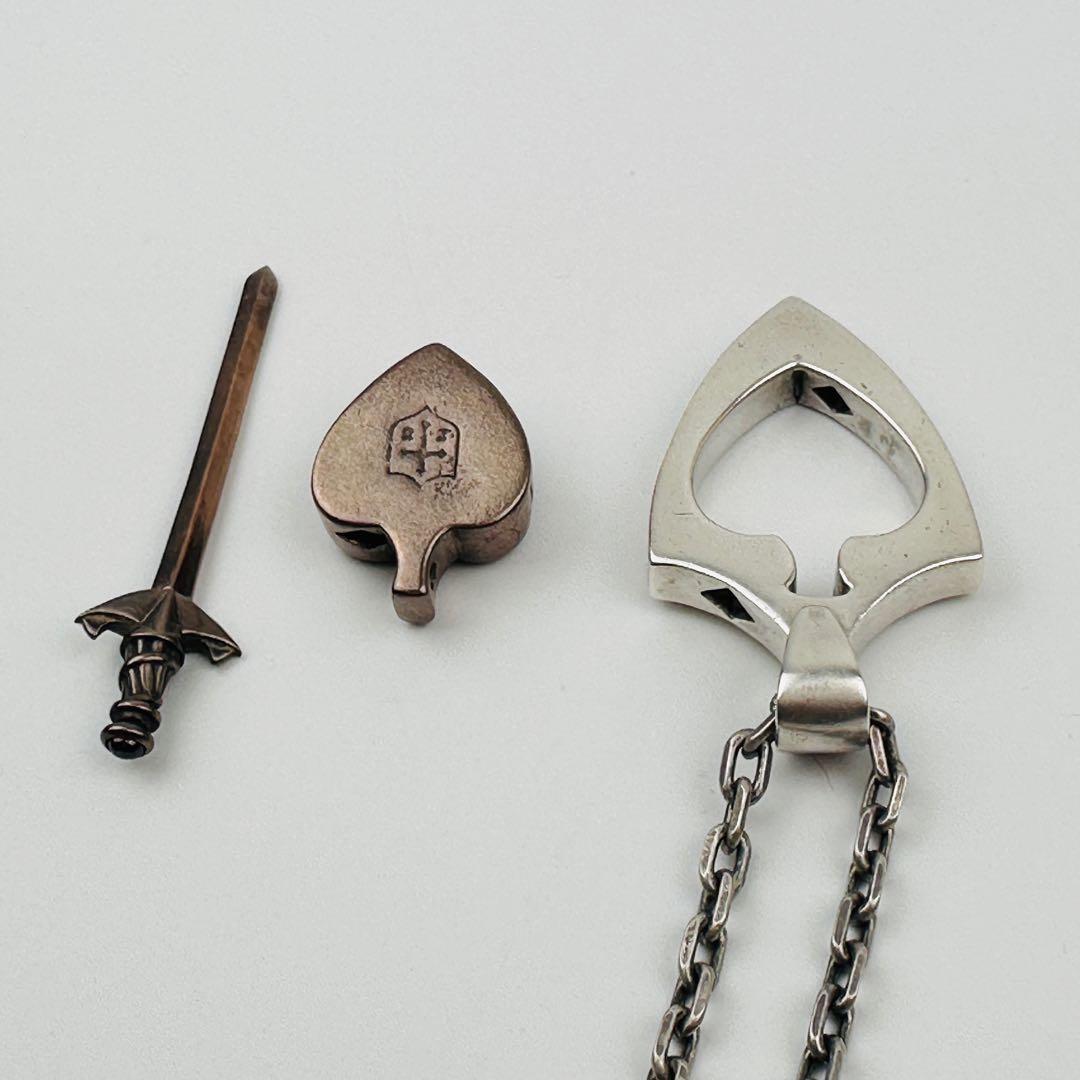 美品　希少　ロードキャメロット　盾と剣のネックレス　アクセサリー　シルバー925