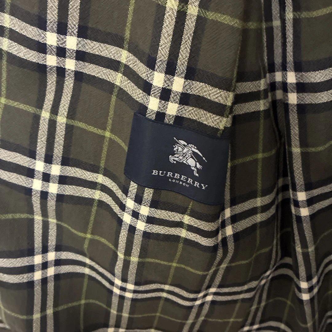 Burberry 濃深緑トレンチコート