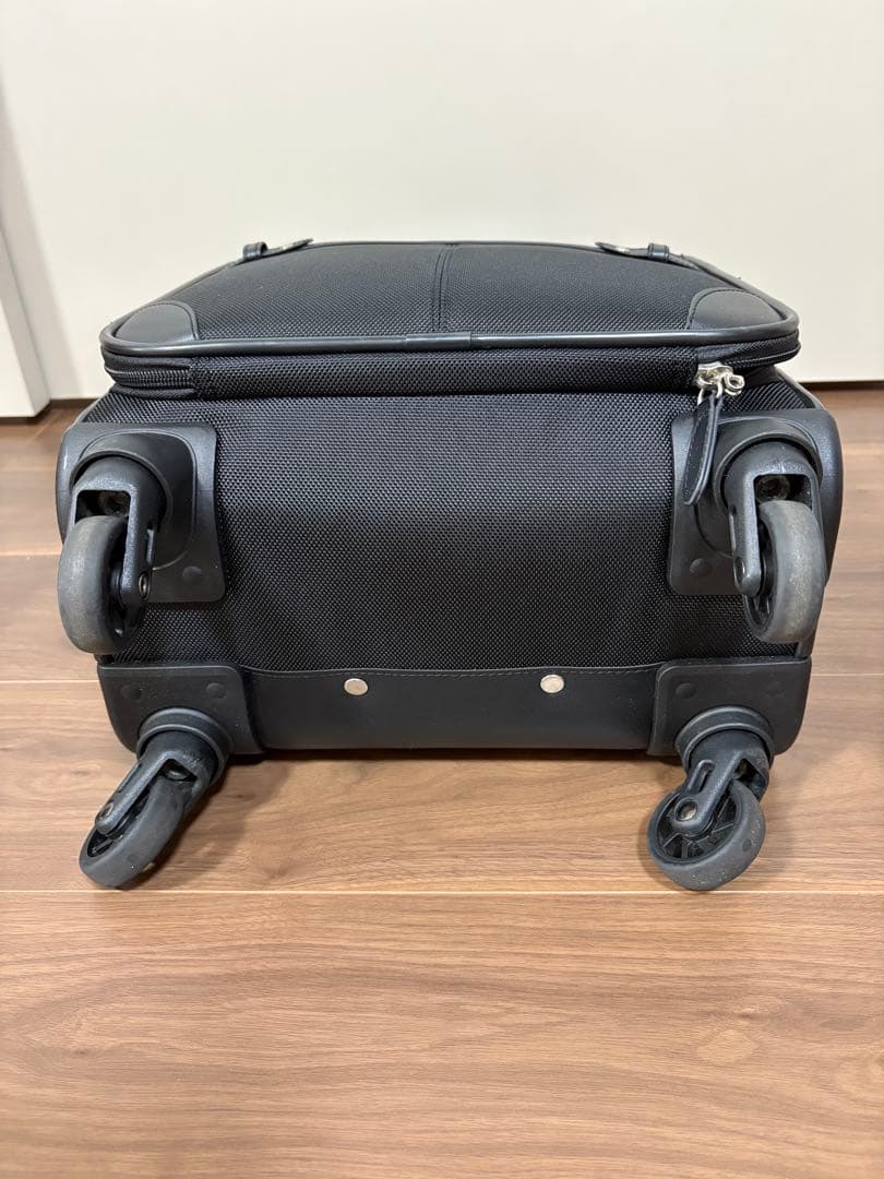 エーススーツケース ソリディオナ 17L 美品