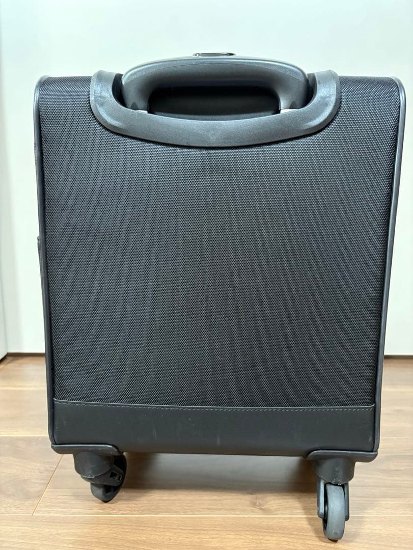 エーススーツケース ソリディオナ 17L 美品