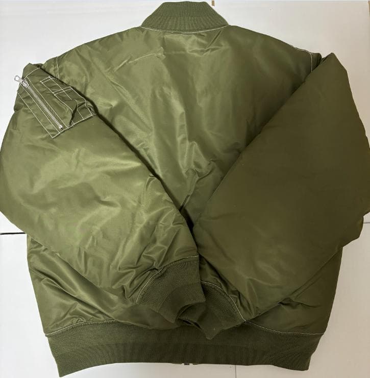 3月引越し様　新品 STUSSY BUILT BOMBER JACKET
