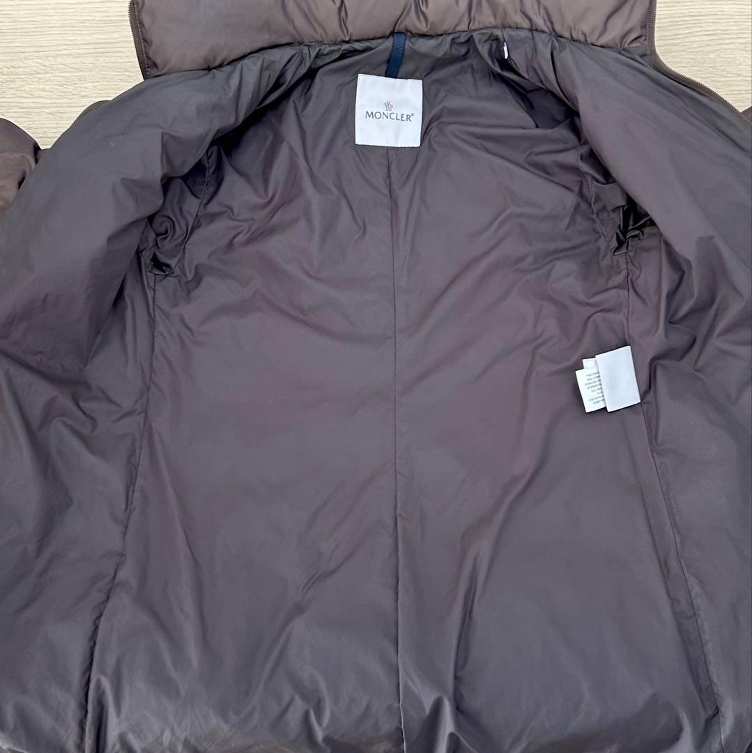 【極上美品】正規店購入品 モンクレール 美シルエット モンタナ ダウンコート綺麗