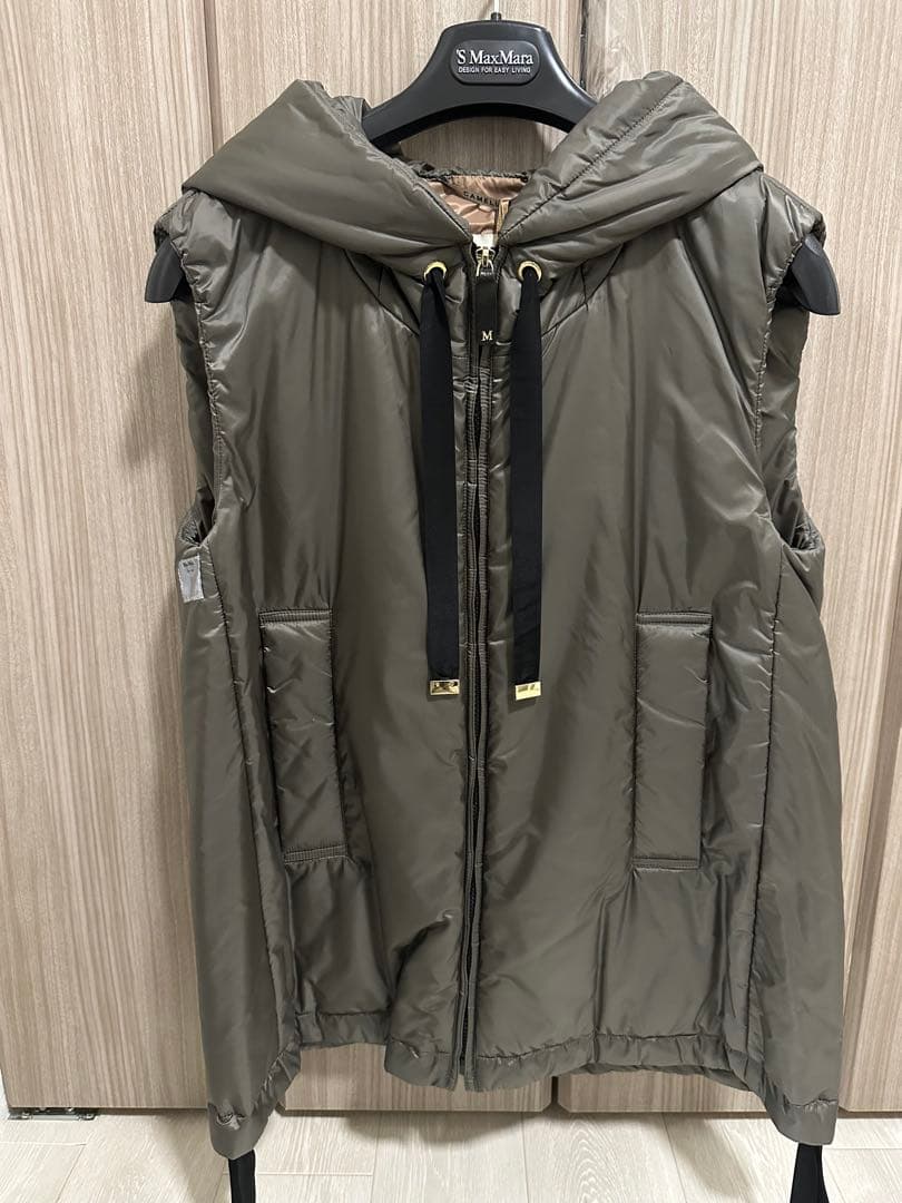 キャメルクス 新品 ダウンベスト サイズ42 定価128,700円