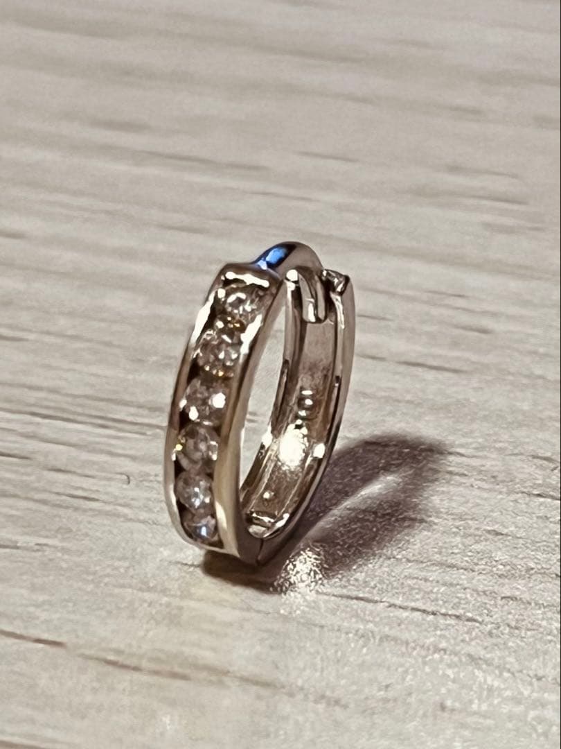 AVALANCHE 10K WGフープピアス 11mm