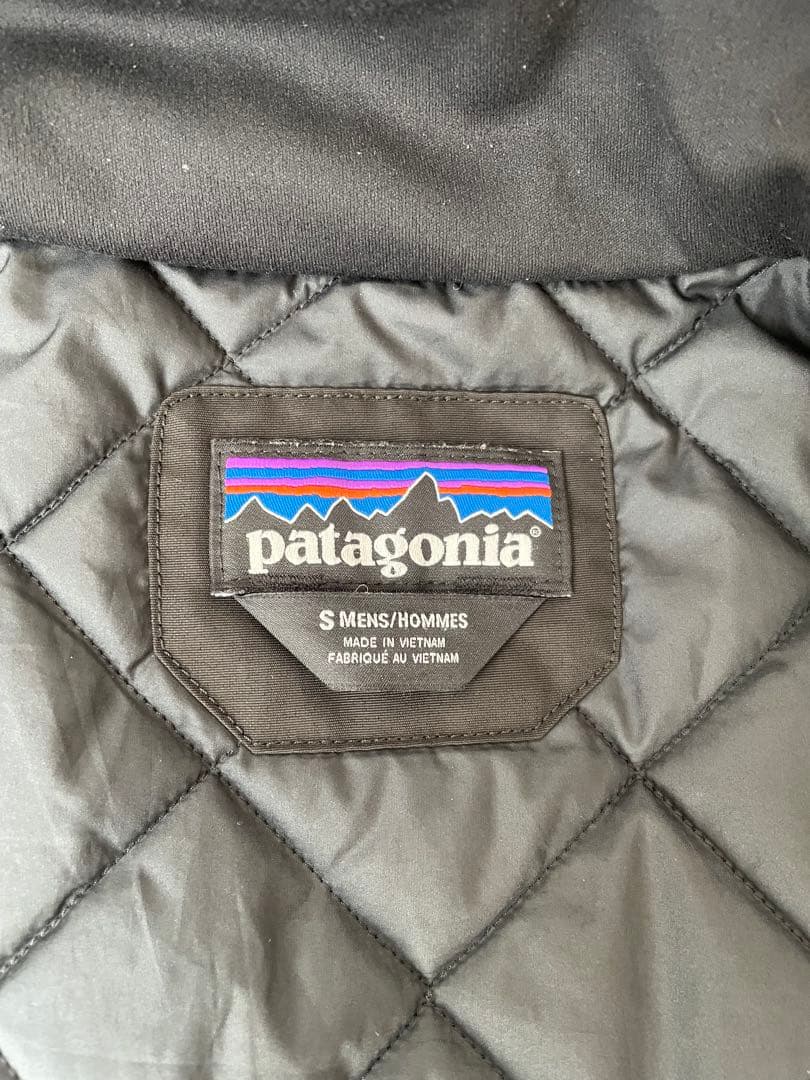 patagonia イスマスパーカー