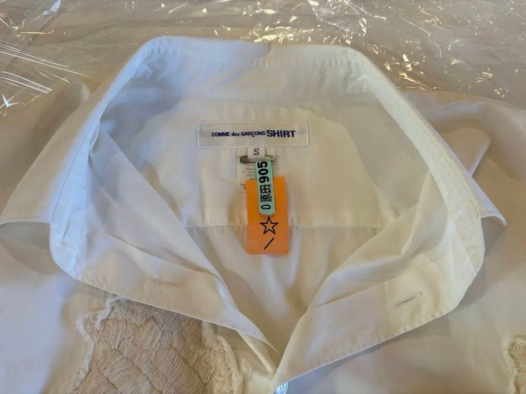 コムデギャルソンシャツ　ホワイト 刺繍入り 長袖シャツ　メンズSサイズ