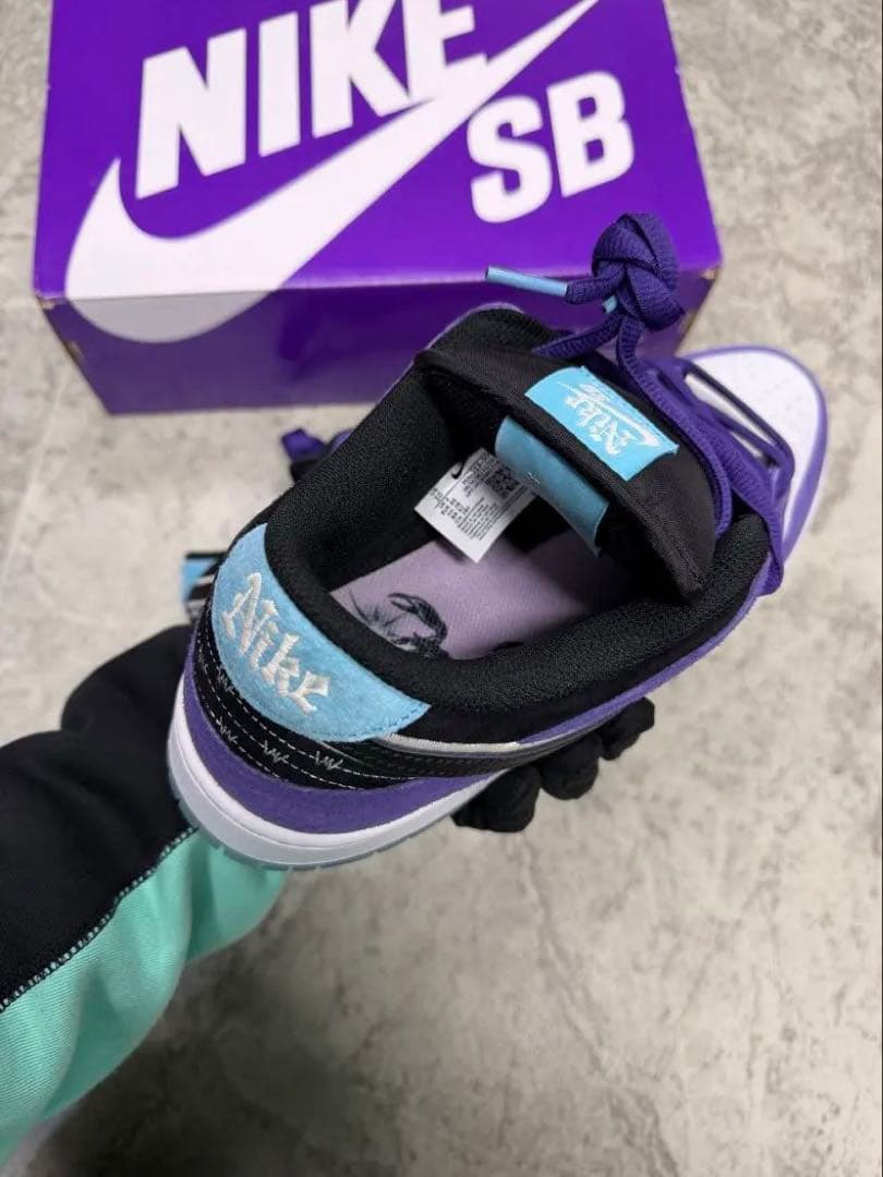 Hayley Wilson × Nike SB Dunk Low ヘンリー