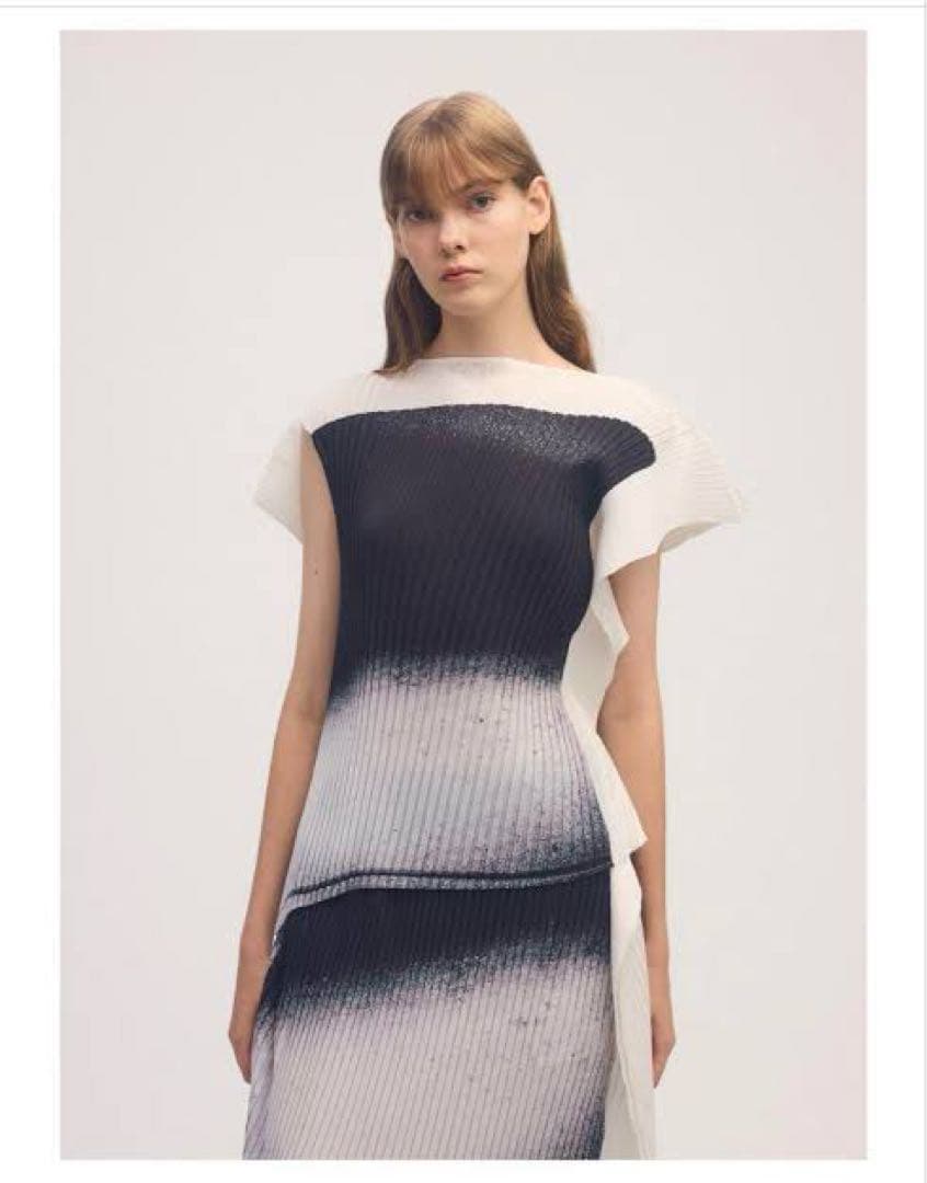 【てぃ】イッセイミヤケ shadow study tops トップス