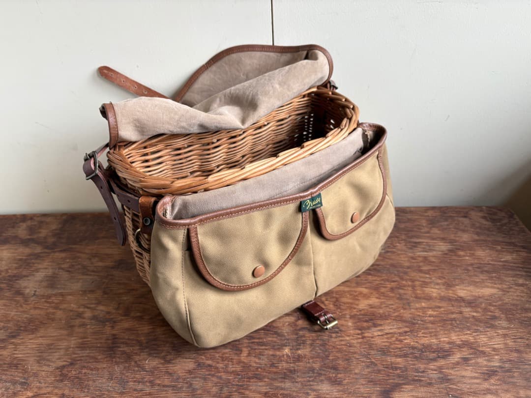 再値下　Brady Conway　コンウェイクリールバッグ　フライフィッシング用