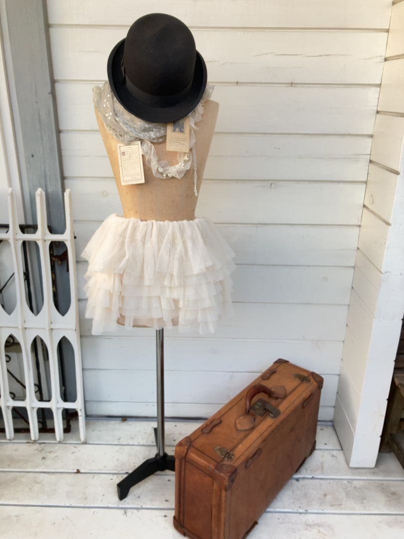 ヴィンテージ　大きな　雰囲気のある　レザートランク