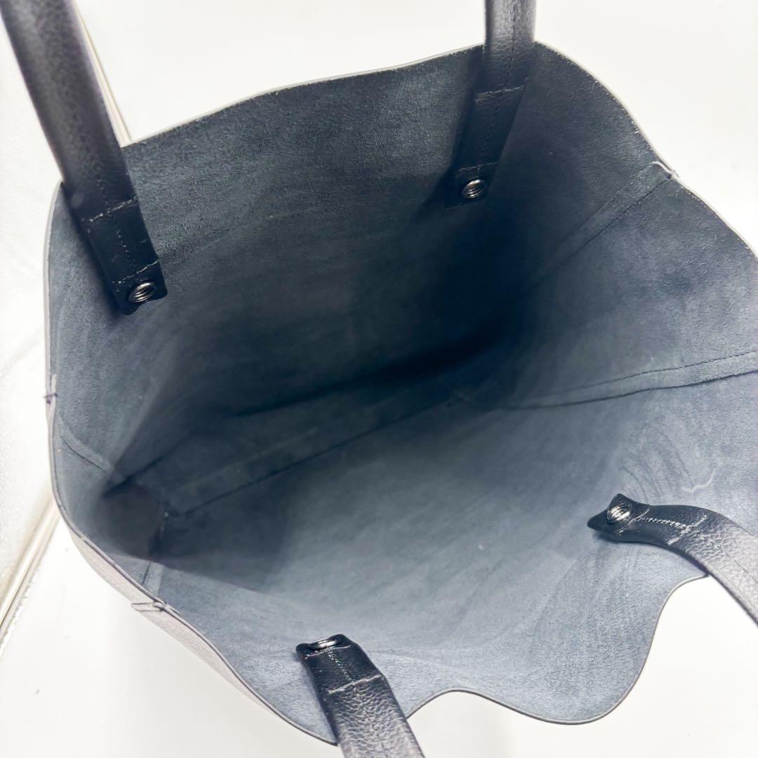 【新品タグ付き】AKM トートバッグ ビジネスバッグ レザー 革　ブラック 黒