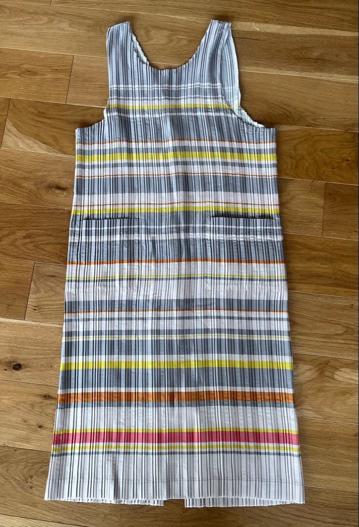 プリーツ　エプロン　ストライプ　未使用　HANAEMORI